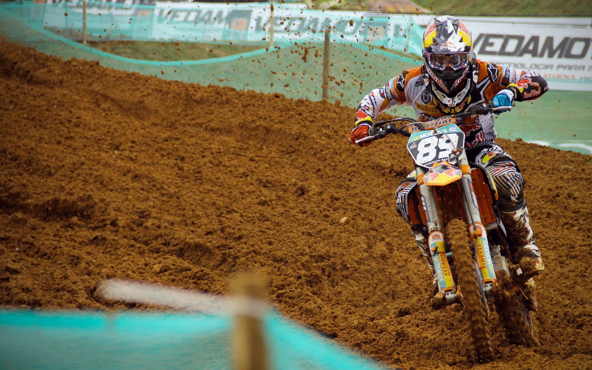 MILAN SPORTS中国站-“舞者挑战极限，舞步飞扬：2025世界运动会运动舞蹈赛场的精彩呈现”