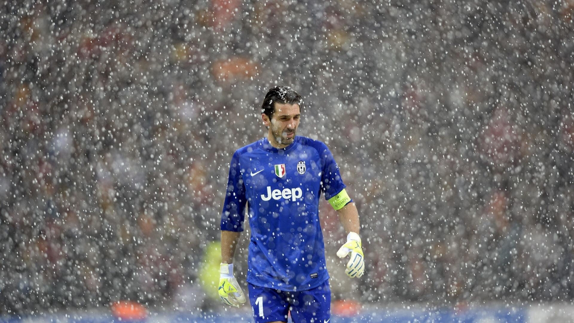 米兰体育官网平台-国家队青训引入先进的虚拟训练系统 提升战术素养，国家队训练模式