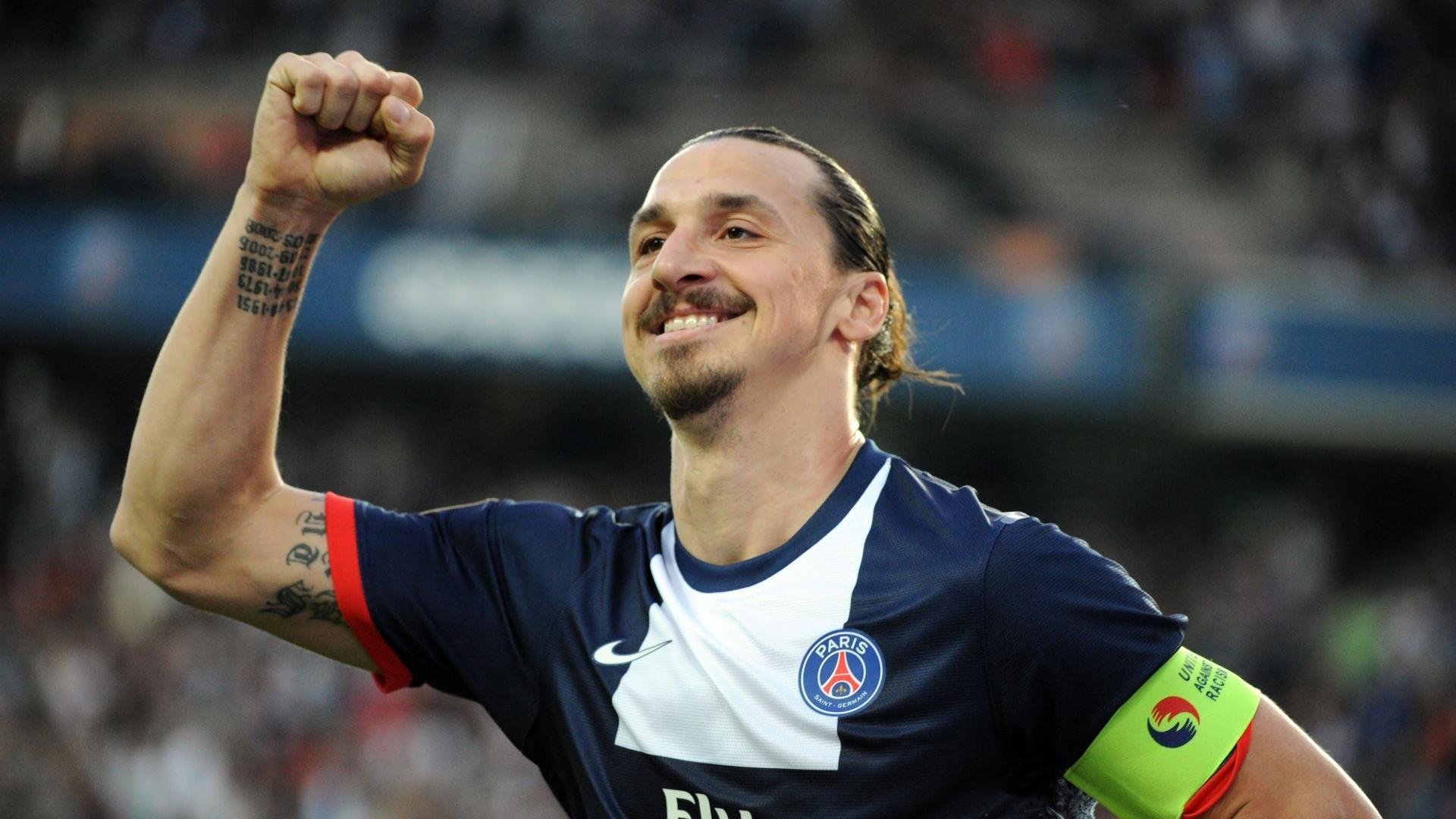 孔帕尼6连胜继续,32岁神锋双响击败世俱杯冠军,孔帕尼绝杀