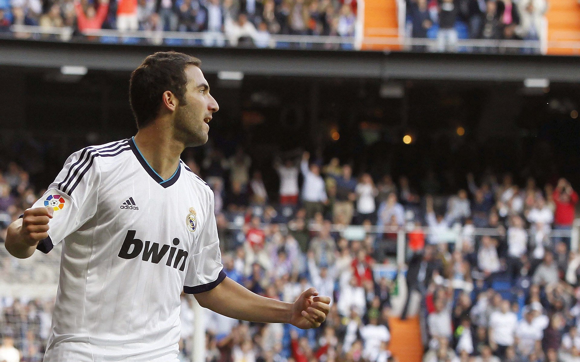 安东尼奥:年轻国足是冲击2030世界杯关键力量,安东尼奥球员